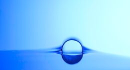 “Unsinkable" metal tube