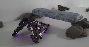 Resource-sharing robots.