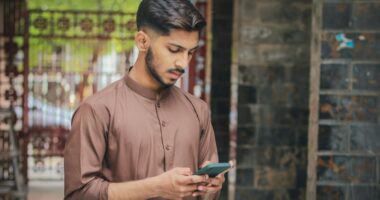 Smartphones in Pakistan.